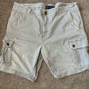 American Eagle Cargo 44